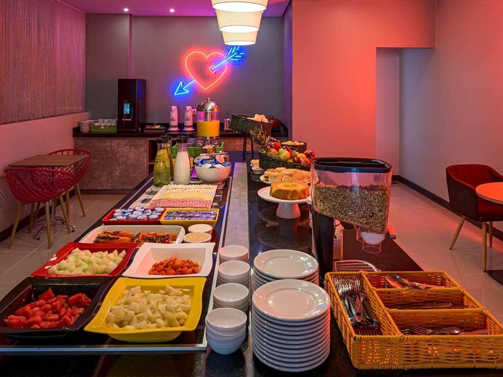 Golden Tower Express Franca By Fenix Hoteis Restaurant photo